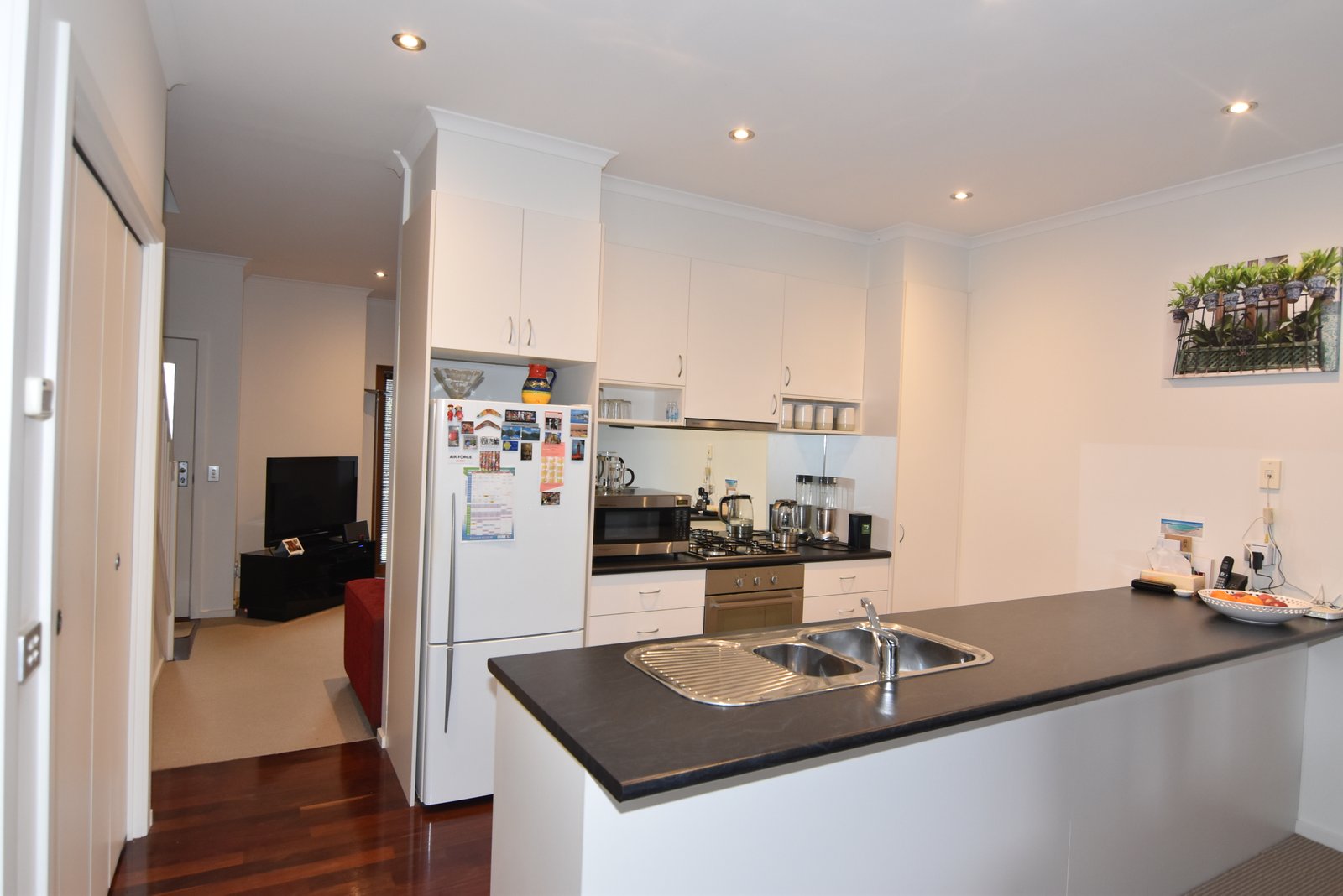 Gallery: 4/74 Russell Street