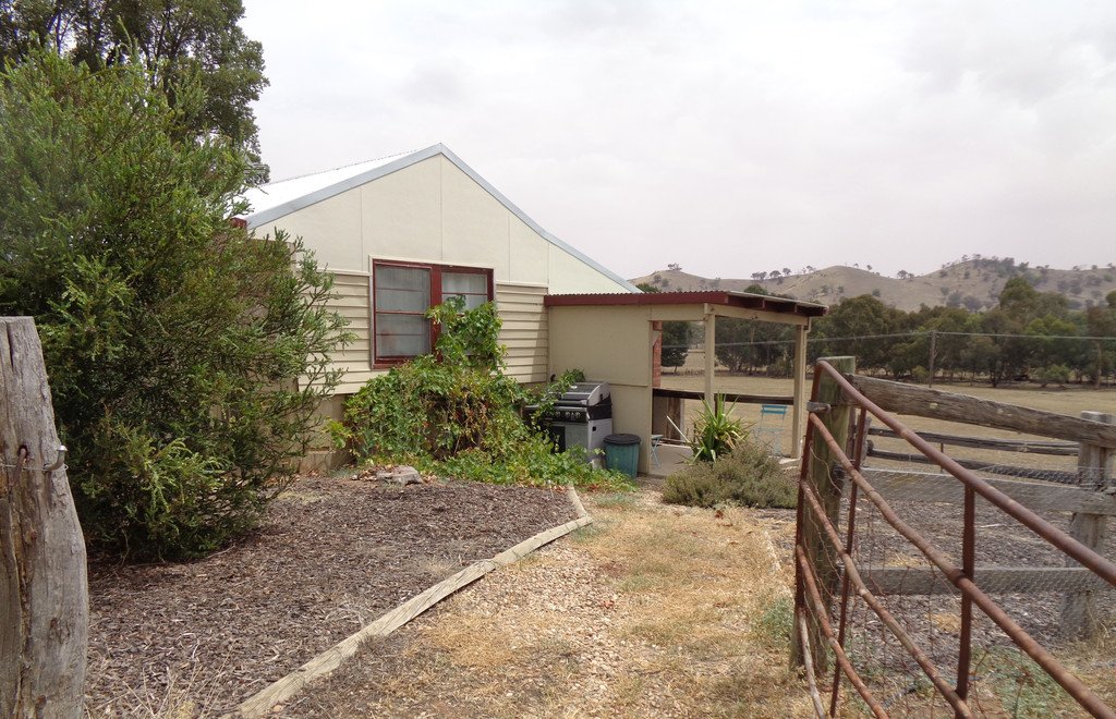 474 Snowy Mountains Hwy  TUMUT 1