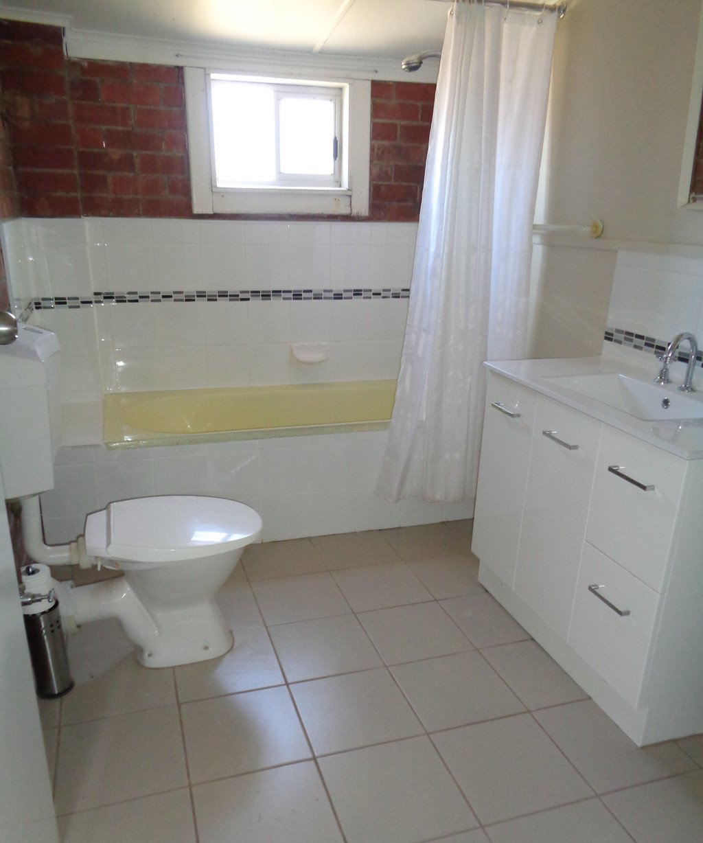 474 Snowy Mountains Hwy  TUMUT 3