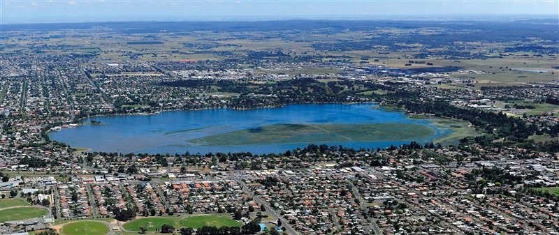 474 Wendouree Parade LAKE WENDOUREE 2