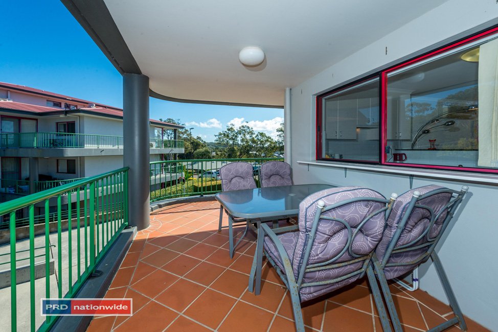 47/40 Horizons Drive SALAMANDER BAY 13