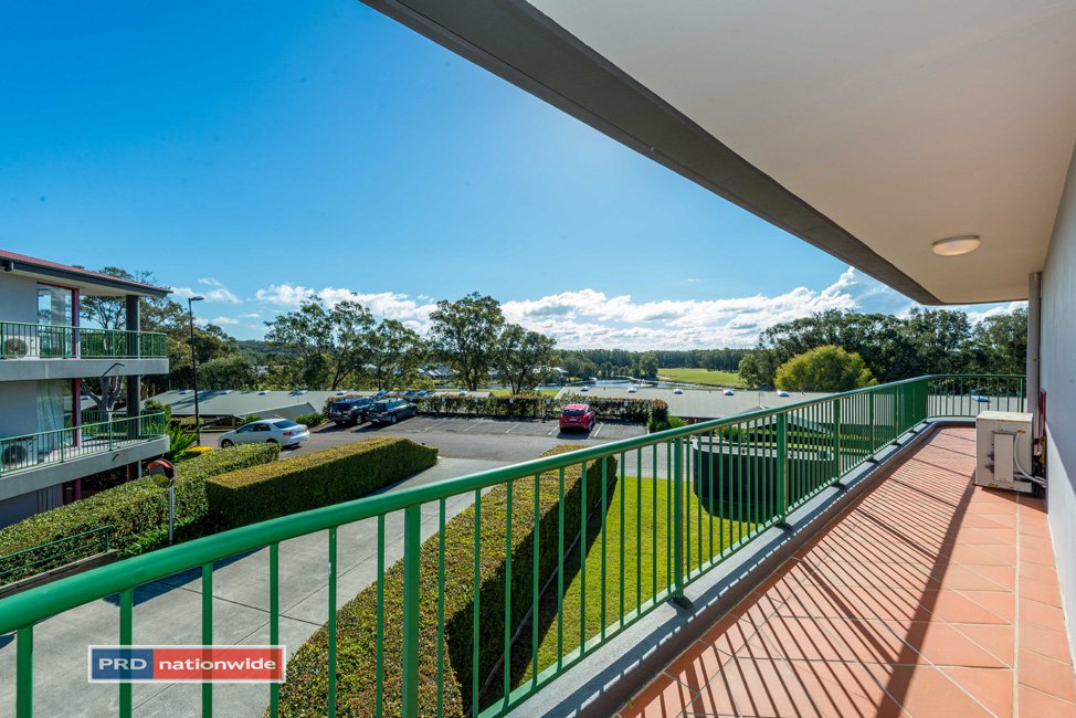 47/40 Horizons Drive SALAMANDER BAY 14