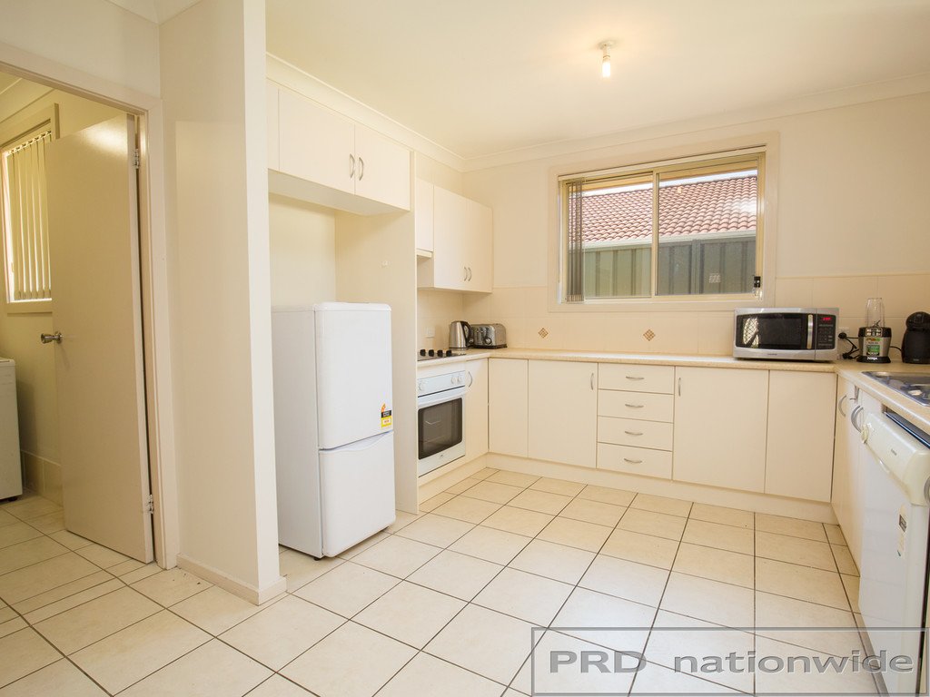 4/74A High Street EAST MAITLAND 5