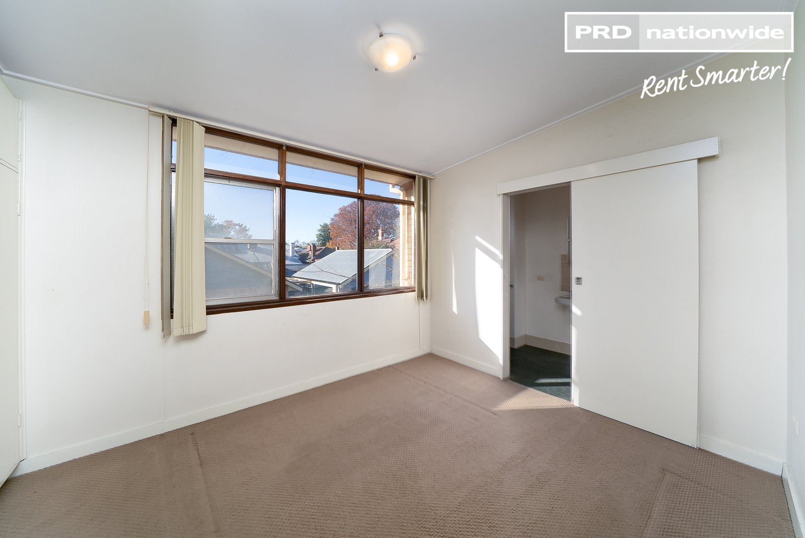 4/74a Tompson Street WAGGA WAGGA 3