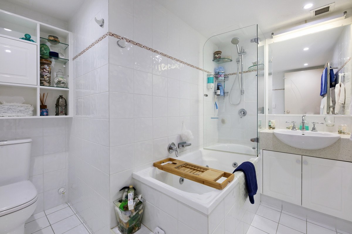 47/60 Goodwin Terrace Burleigh Heads 12