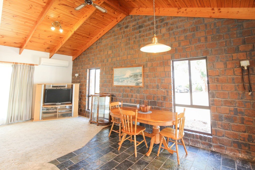 477 McEdward Street BIRDWOODTON 7
