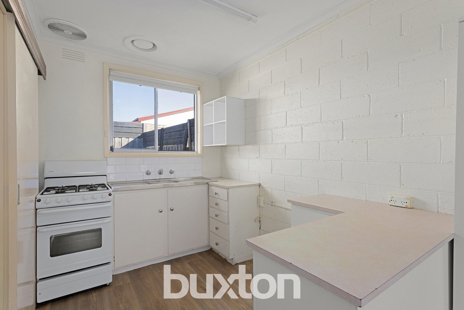 Gallery: 4/77 Woodbine Grove
