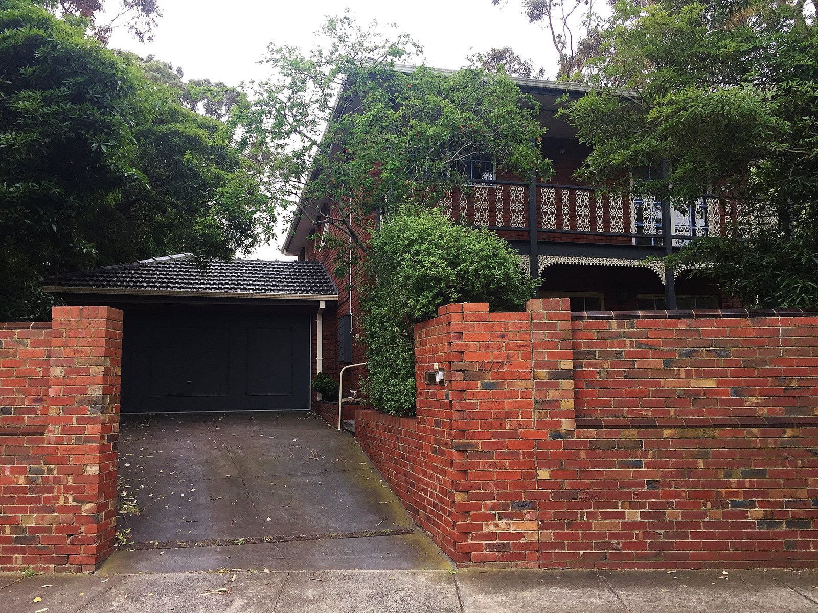 Gallery: 477a Beach Road