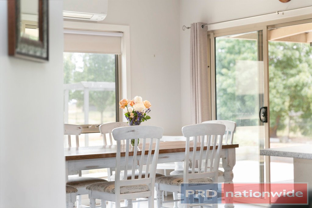 4789 Colac-Ballarat Road NAPOLEONS 6