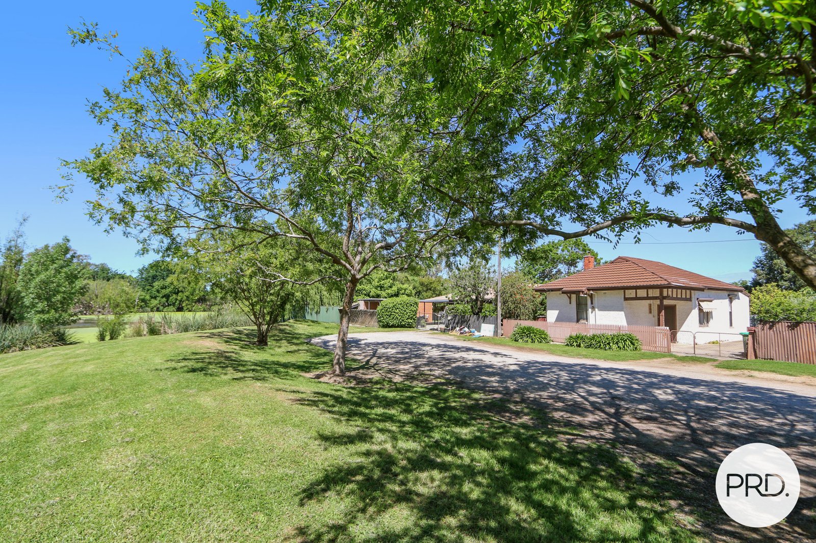 479 Ebden Street SOUTH ALBURY 2