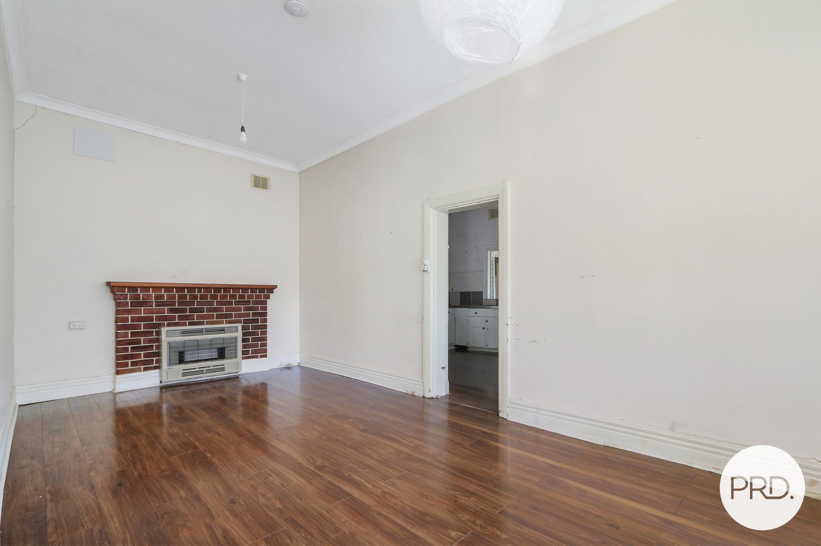 479 Ebden Street SOUTH ALBURY 4