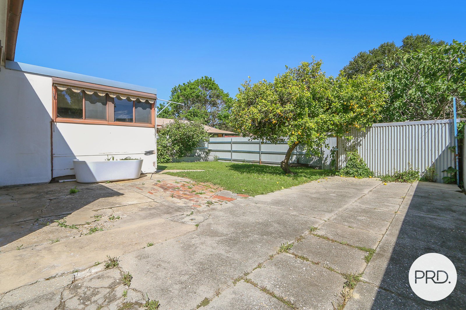 479 Ebden Street SOUTH ALBURY 8