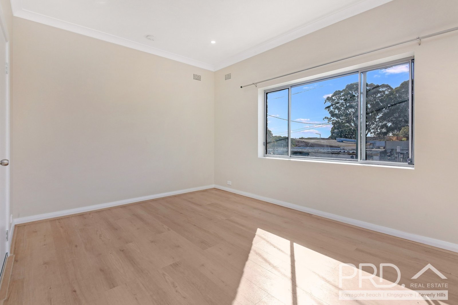 4/79 King Georges Road WILEY PARK 1