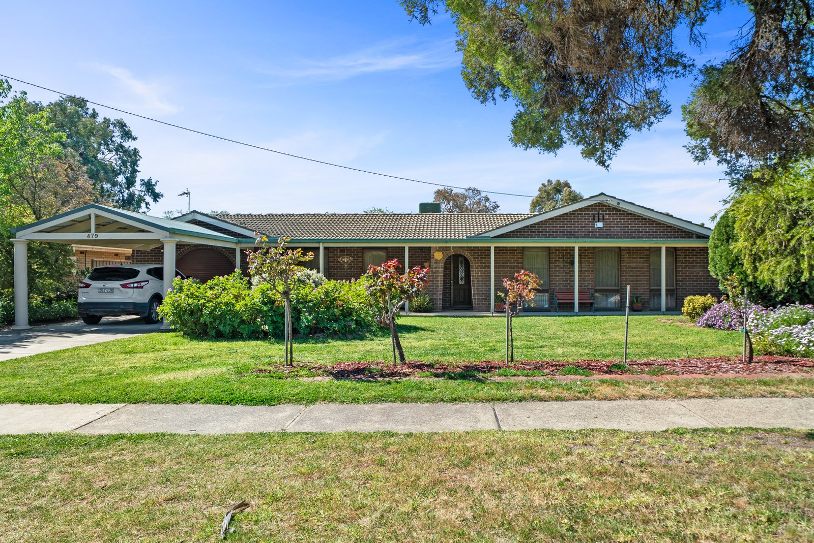479 Lake Albert Road LAKE ALBERT 1