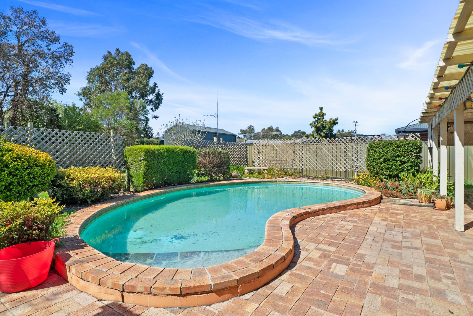 479 Lake Albert Road LAKE ALBERT 16