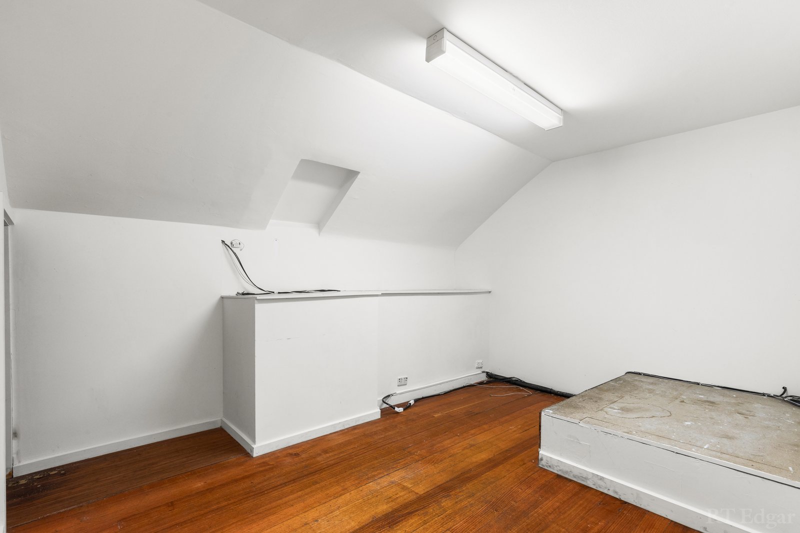 Real Estate and Property in 479 Riversdale Road, Hawthorn East, VIC