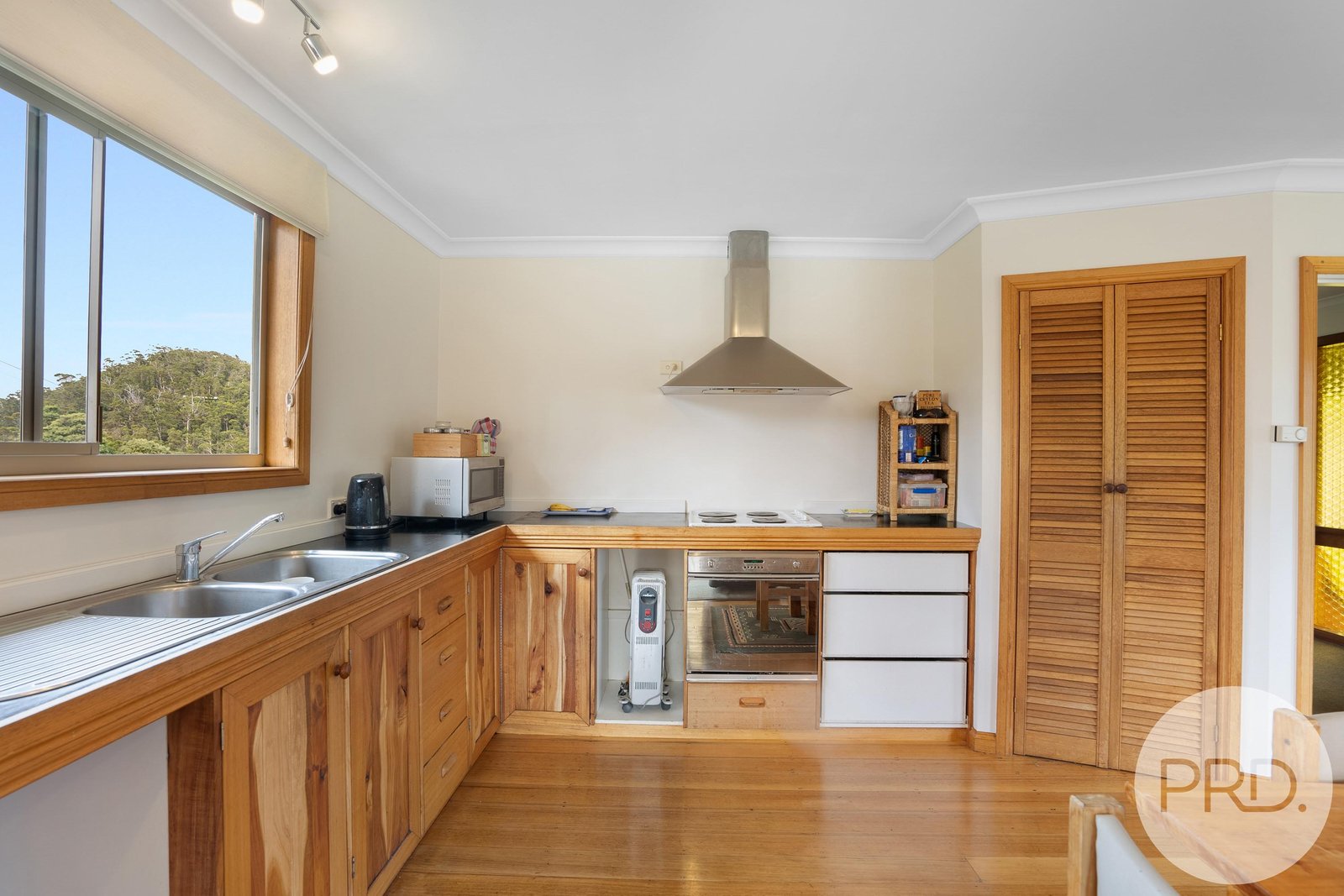 4796 Arthur Highway EAGLEHAWK NECK 11
