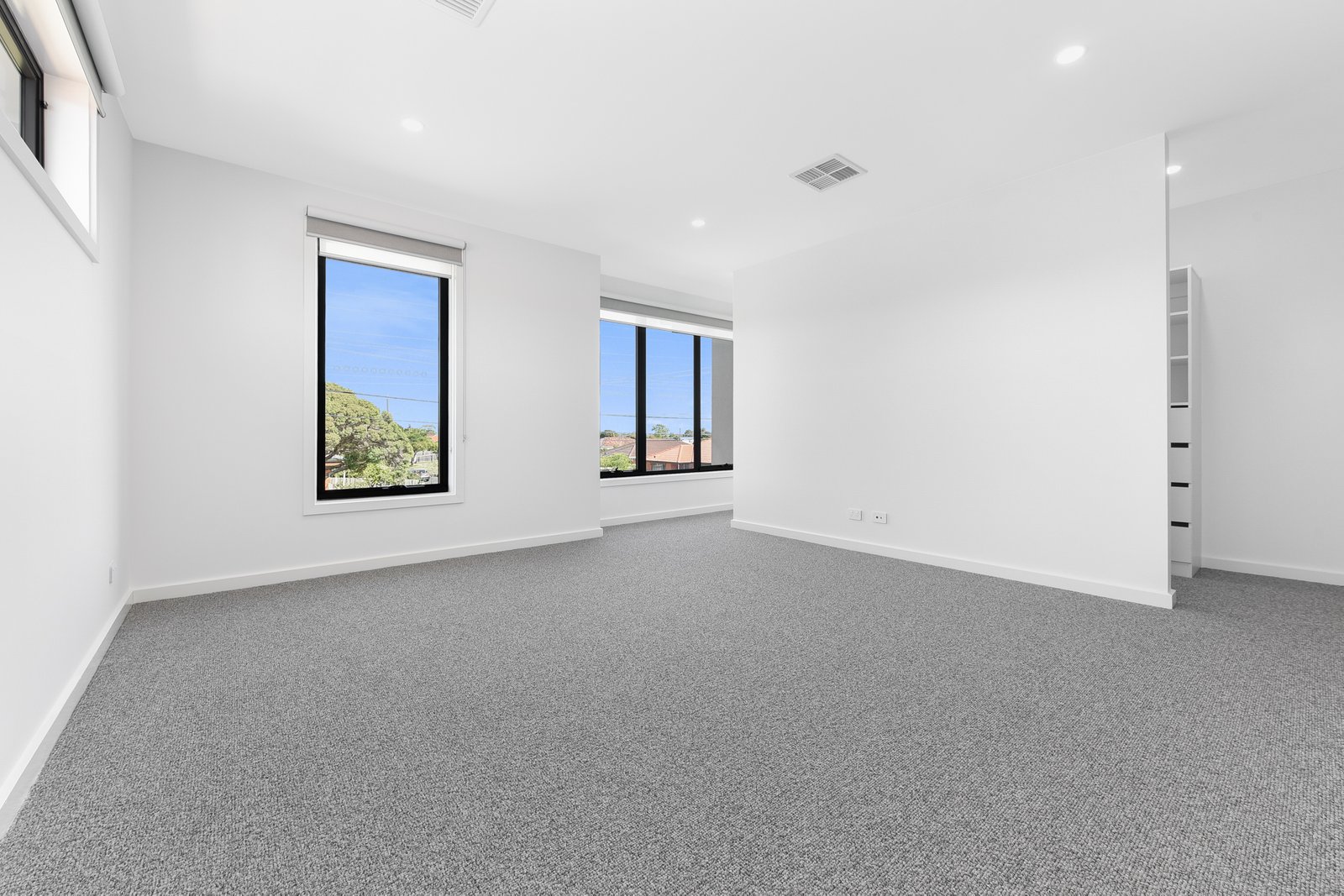 Gallery: 47B Kallay Street
