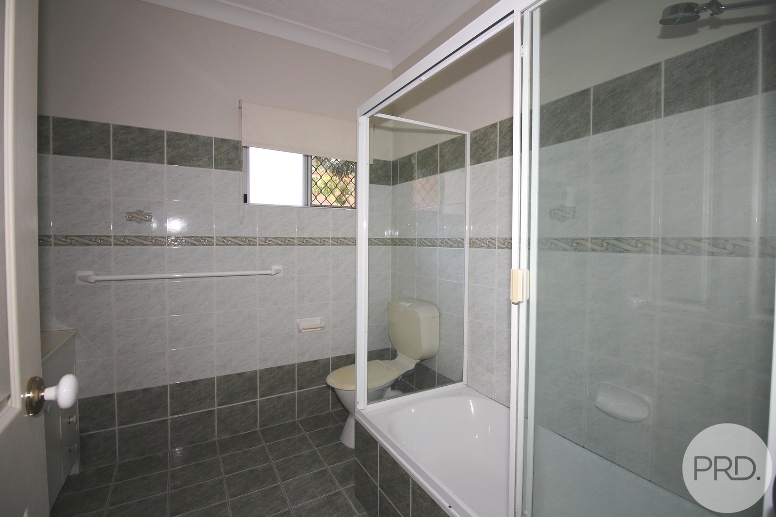4/8-10 Elliott Street CLAYFIELD 7