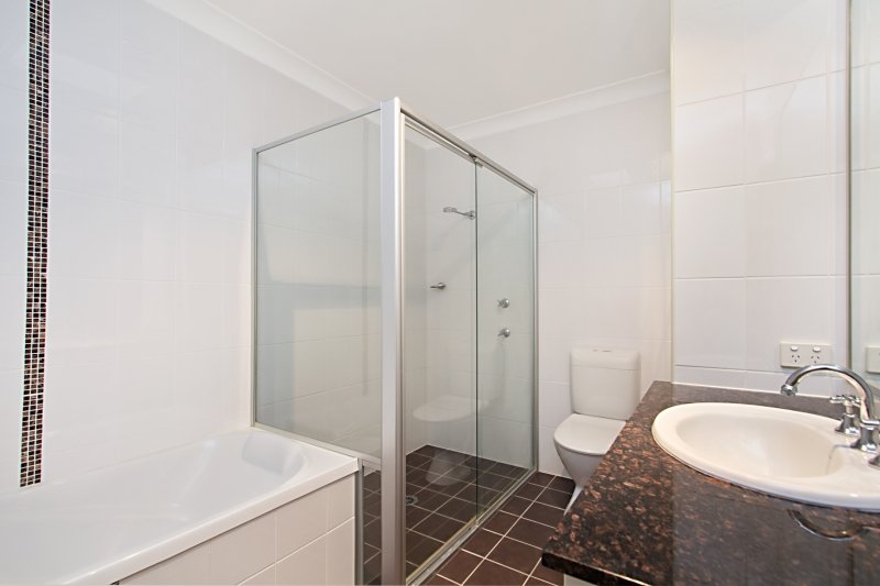 4/8-10 Kirkwood Road TWEED HEADS SOUTH 6