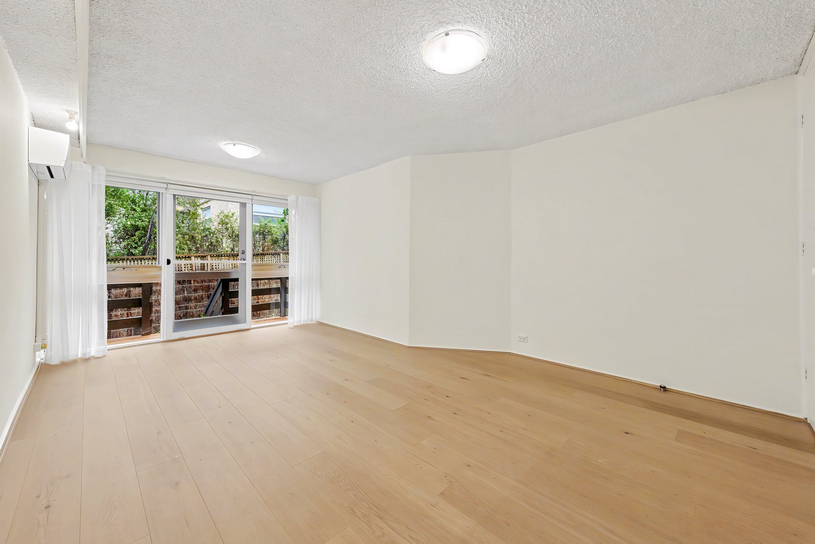 Gallery: 4/8-10 Summerhill Road