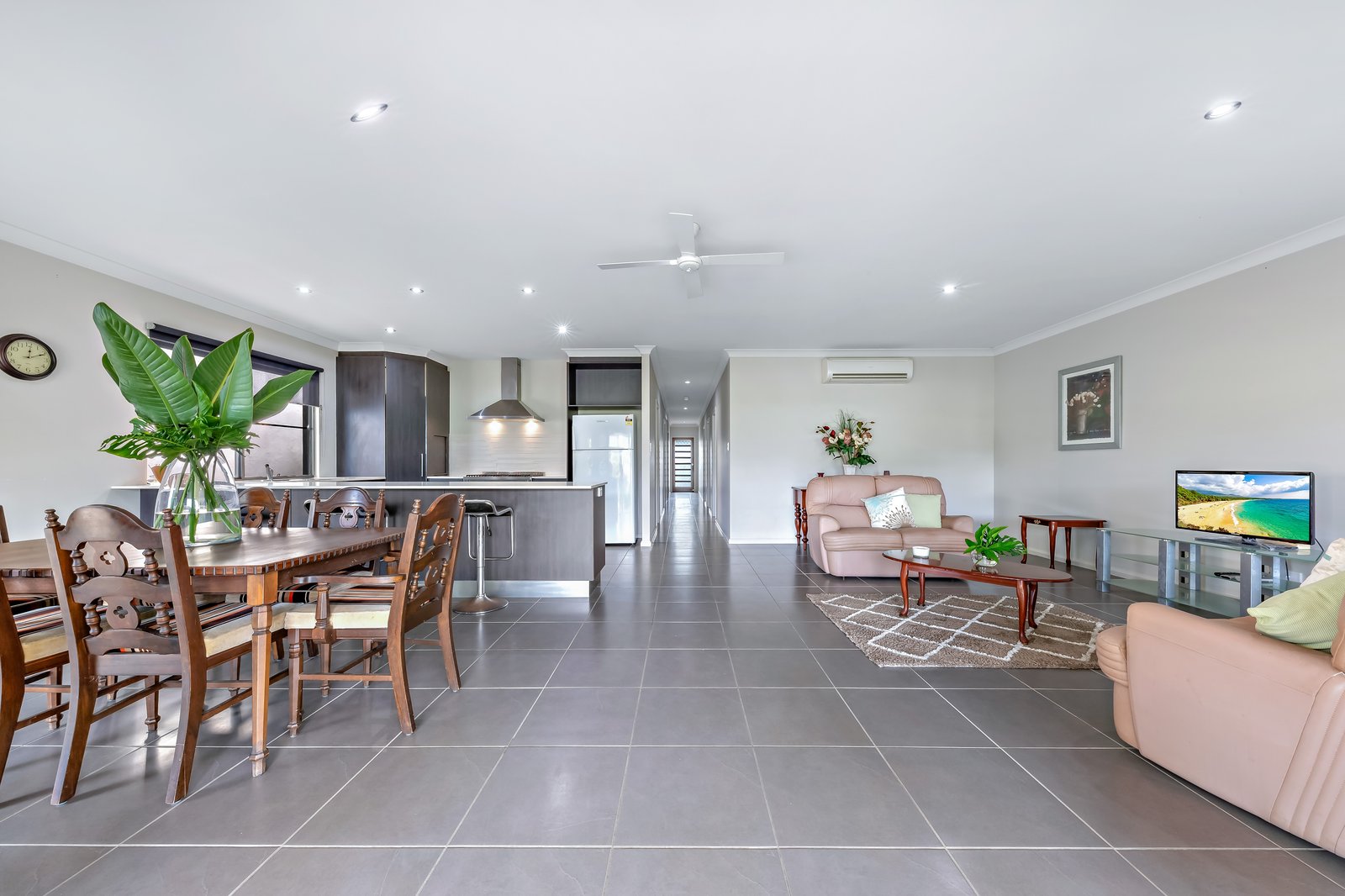 48 Abell Road CANNONVALE 11