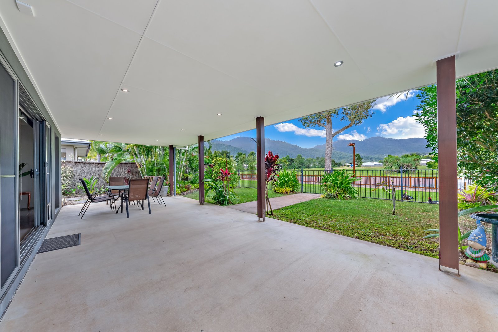 48 Abell Road CANNONVALE 12