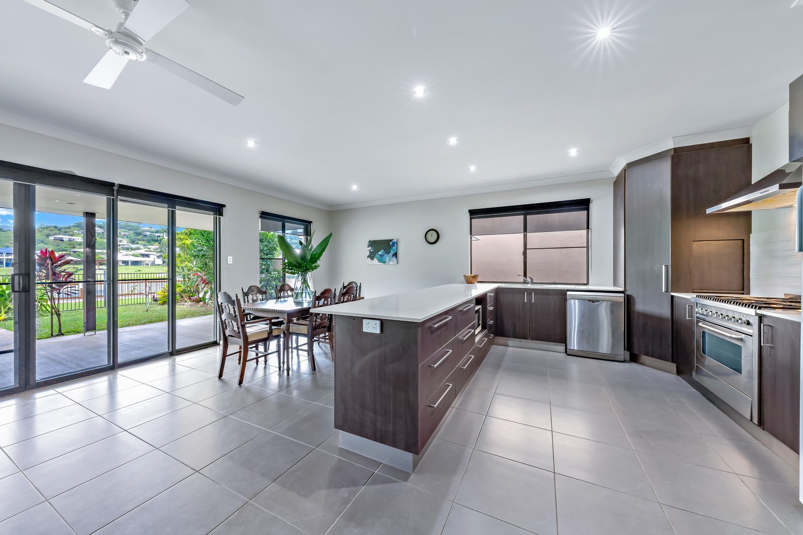 48 Abell Road CANNONVALE 14