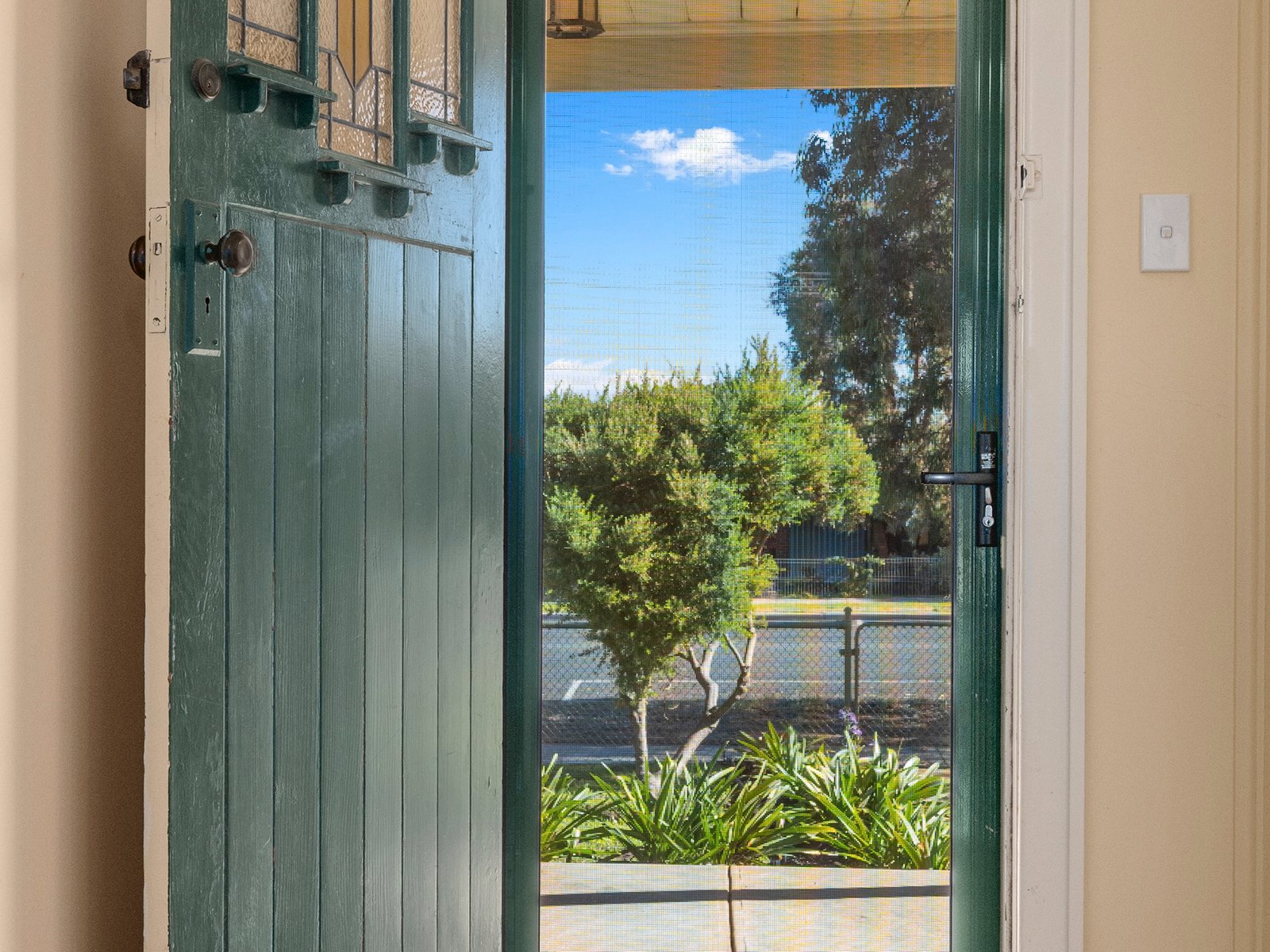 Gallery: 48 Bannister Street
