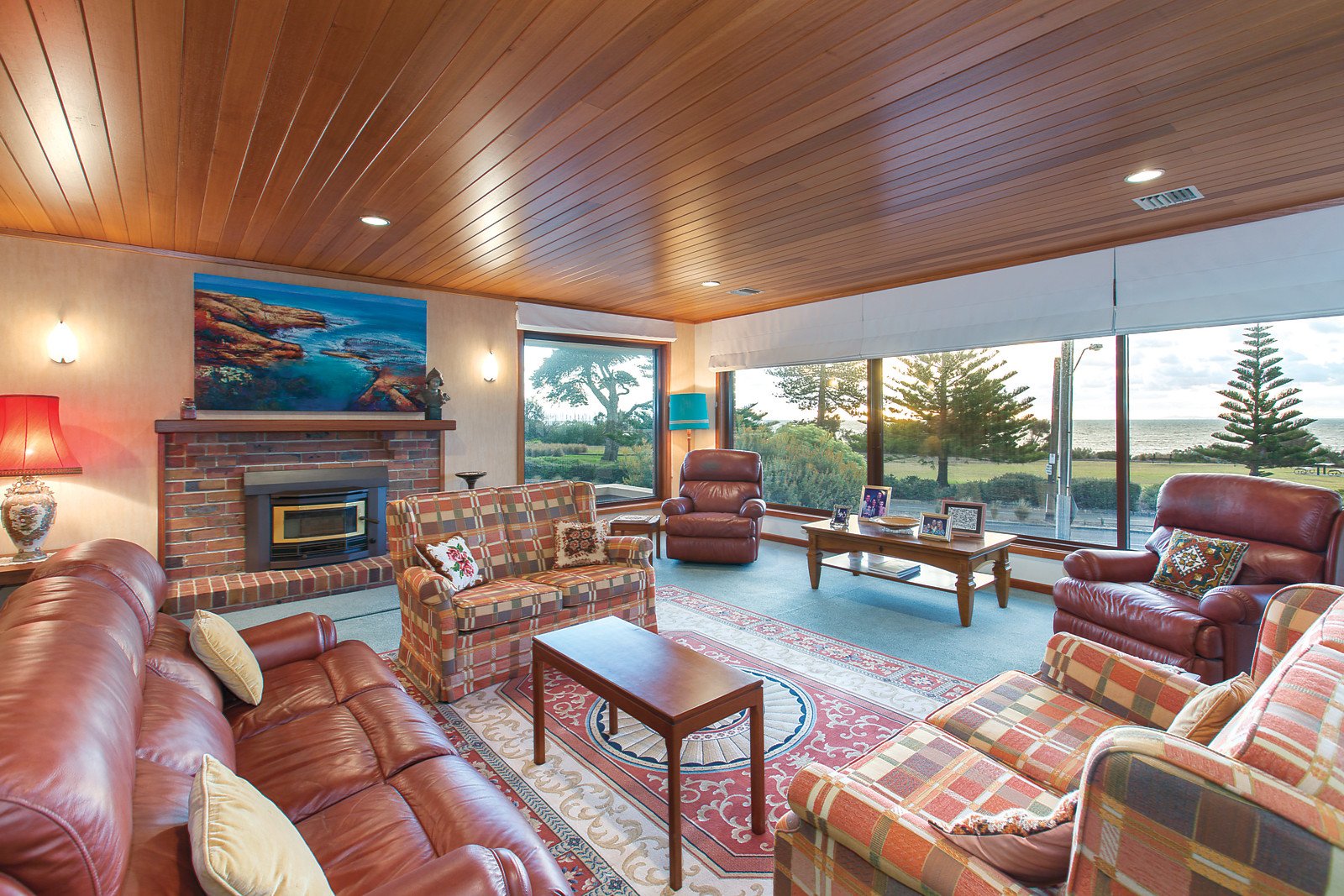 48 Beach Road, Hampton, VIC