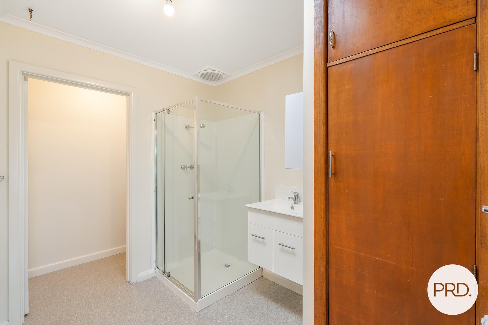 4/8 Belar Street HOWRAH 6