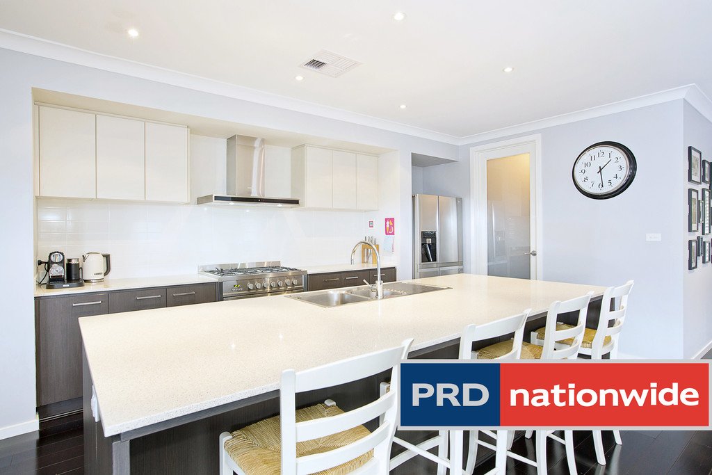 48 Bluestone Drive GLENMORE PARK 3