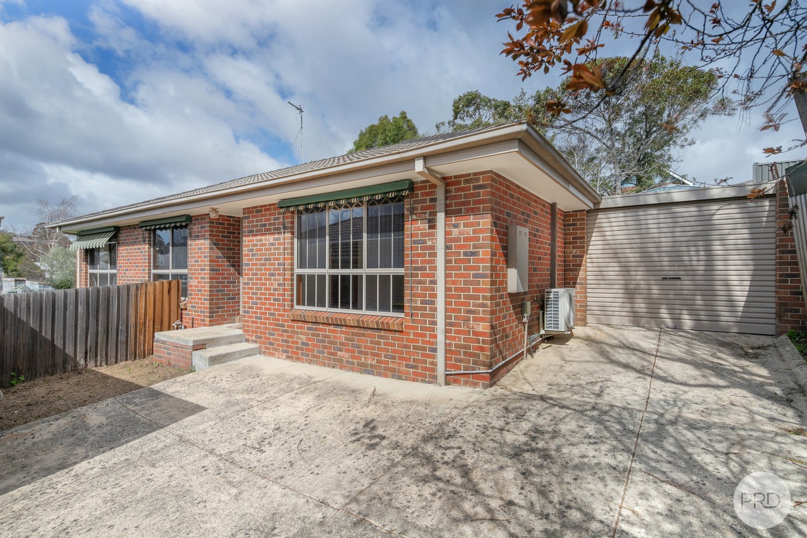 4/8 Bradshaw Street GOLDEN POINT 1