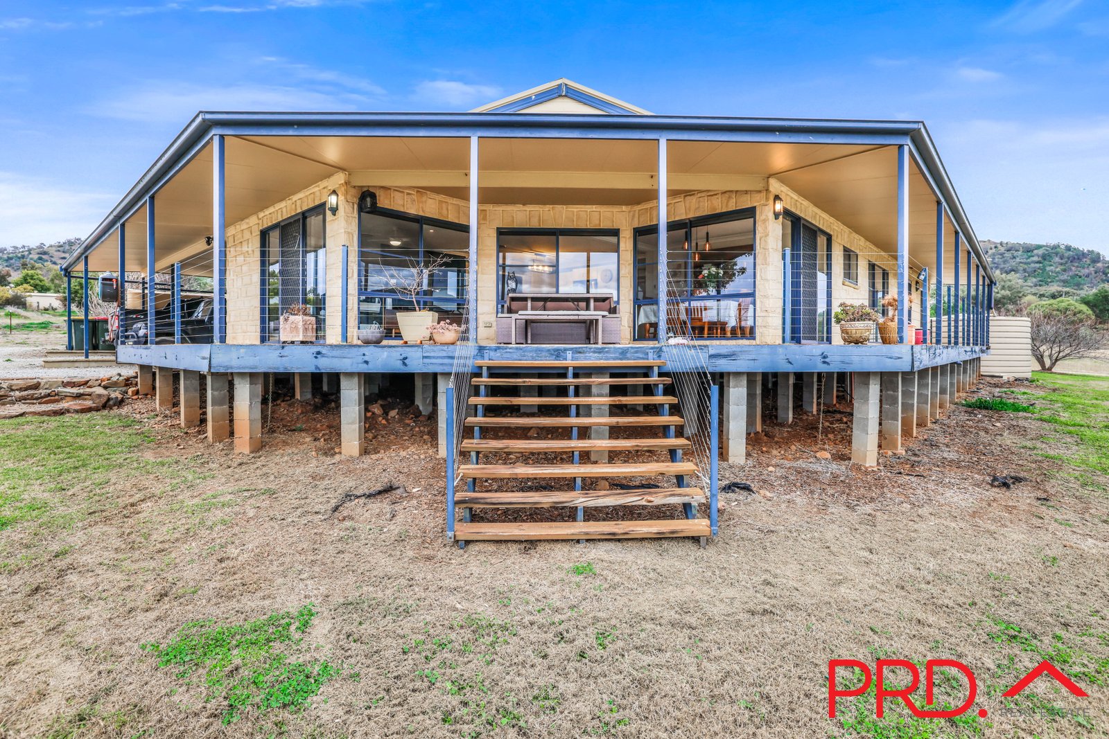 48 Catherine Way TAMWORTH 5