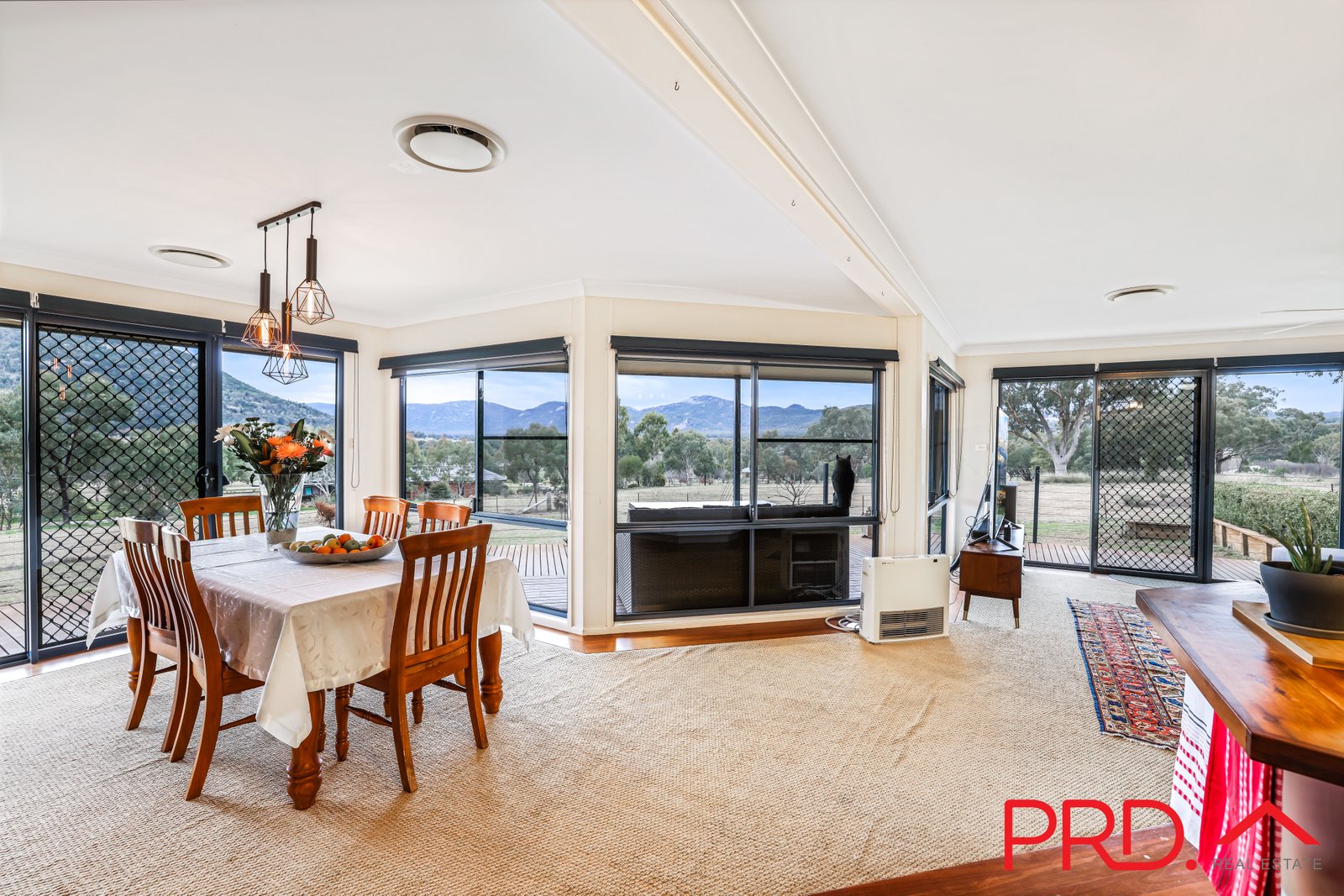 48 Catherine Way TAMWORTH 10