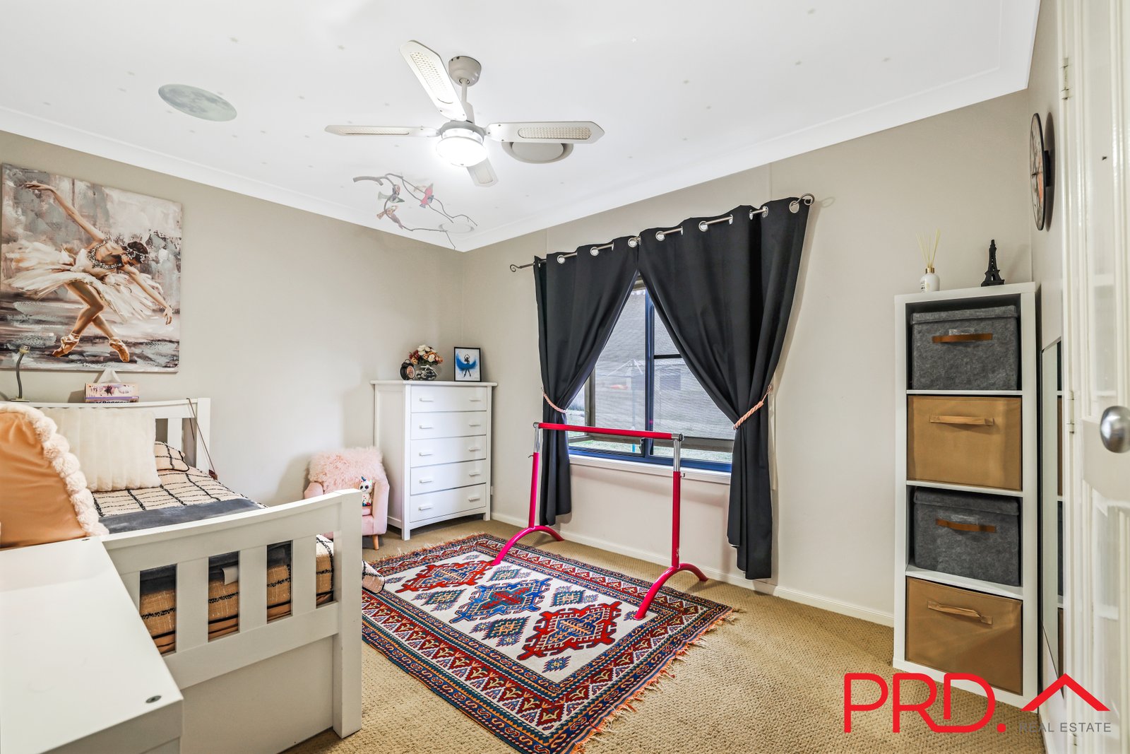 48 Catherine Way TAMWORTH 20