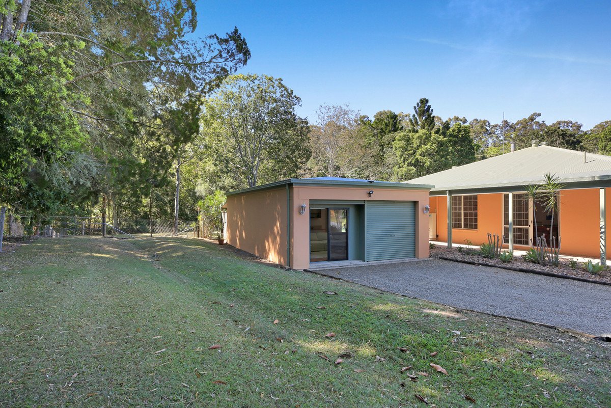 48 Charles Kurz Drive Worongary 26