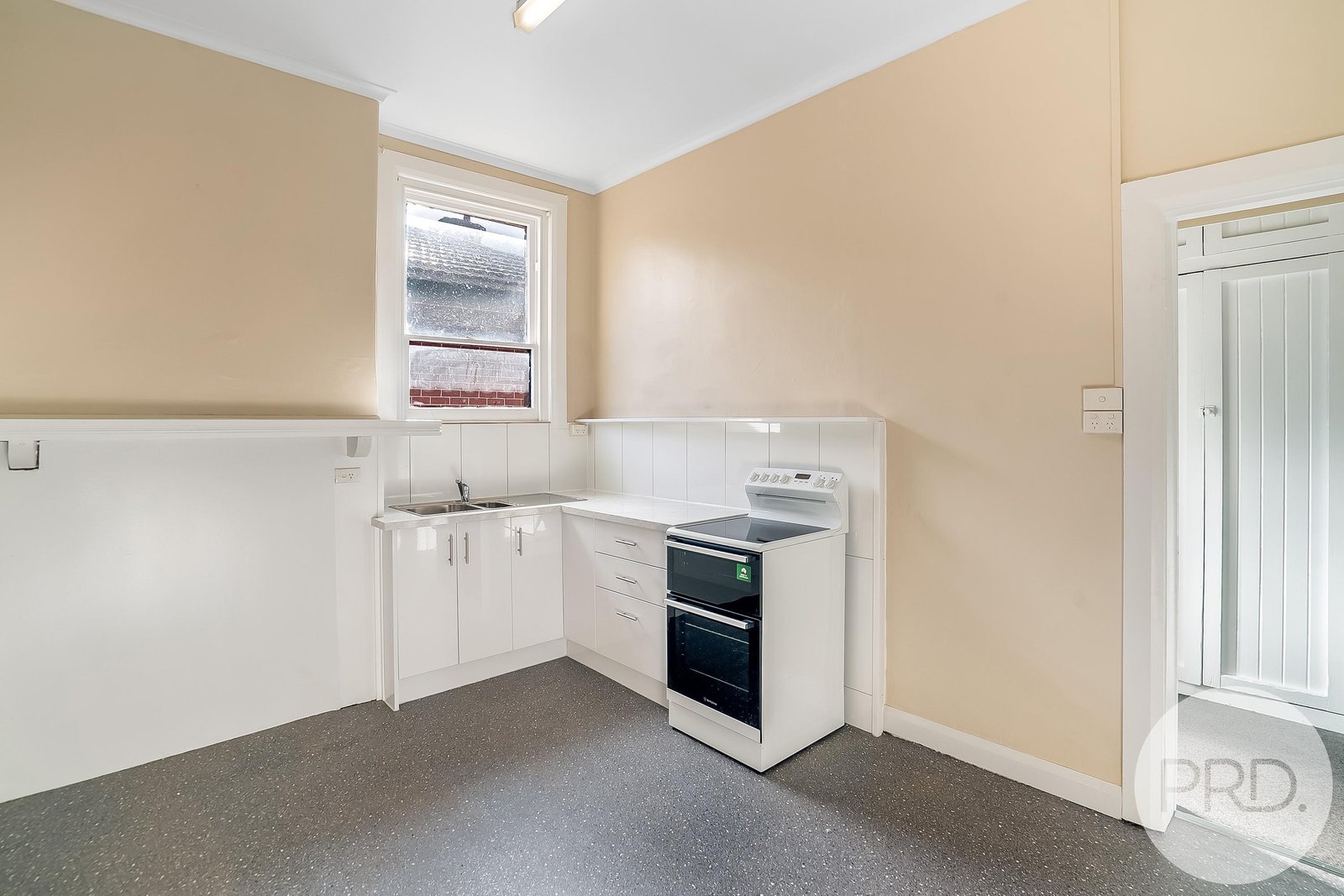 48 Charles Street MOONAH 3