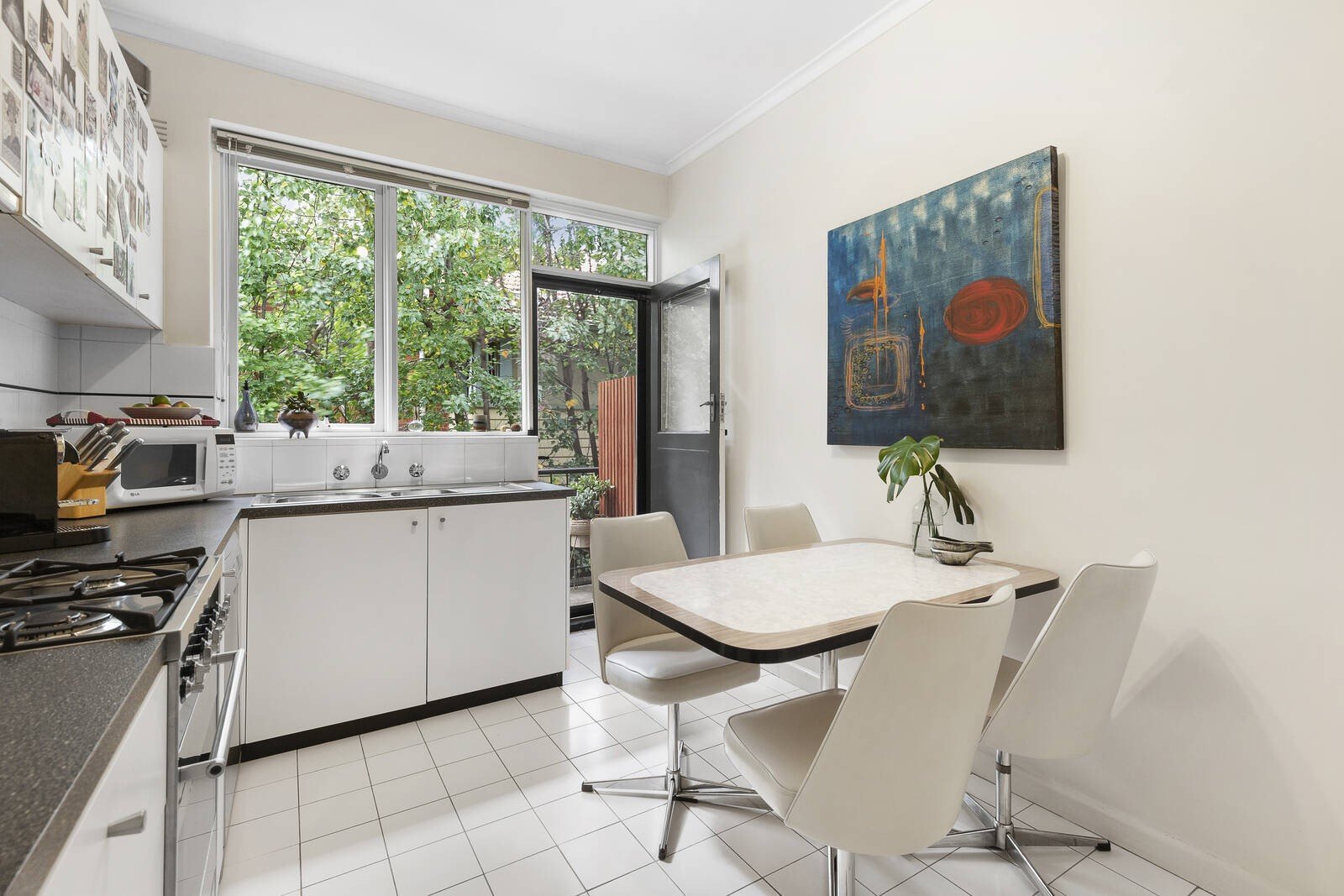 Gallery: 4/8 Charnwood Grove
