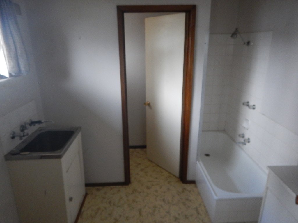 4/8 Christine Avenue ALFREDTON 6