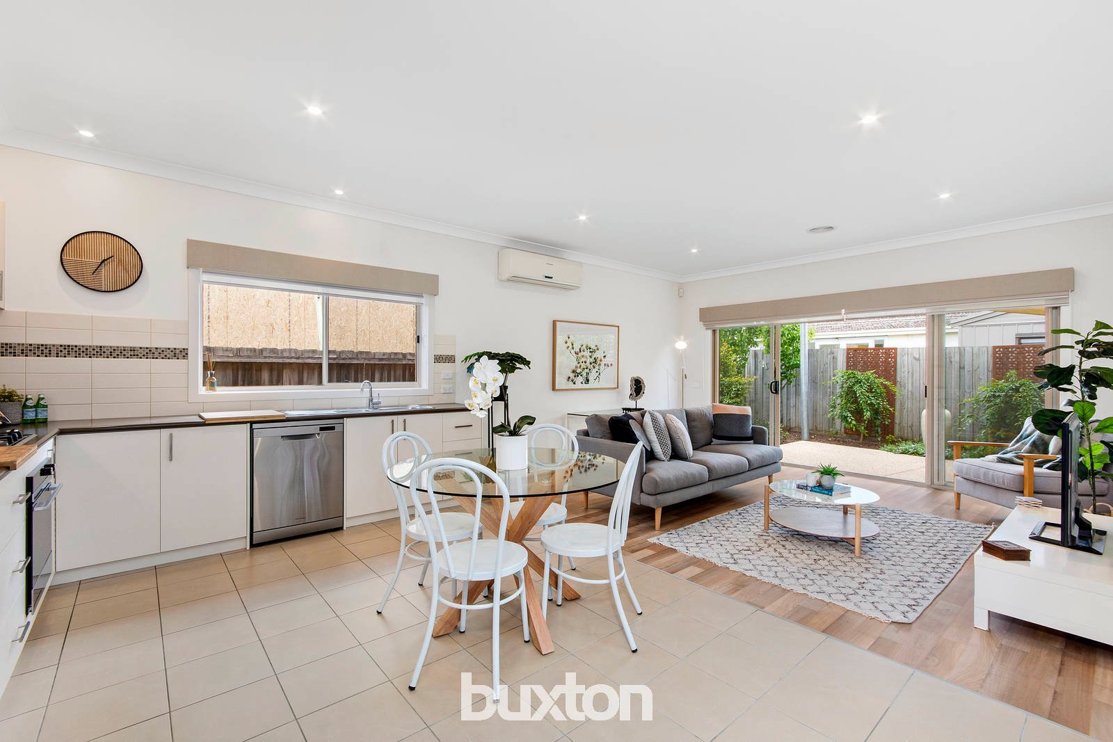 Gallery: 48 Clarendon Street