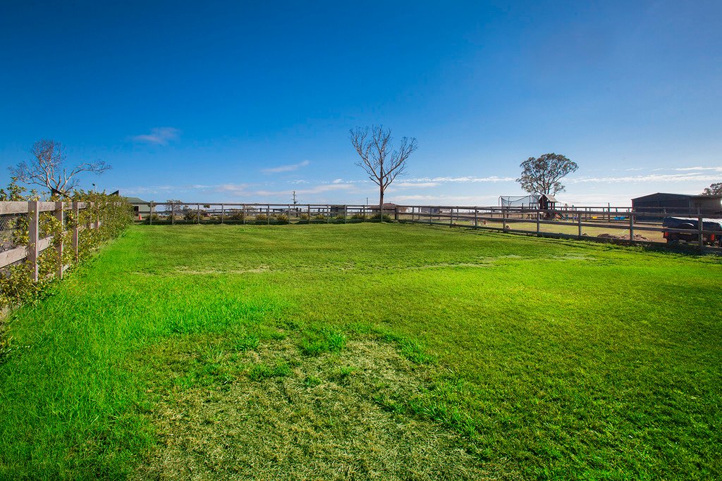 48 Cockatoo Ridge ABERGLASSLYN 13