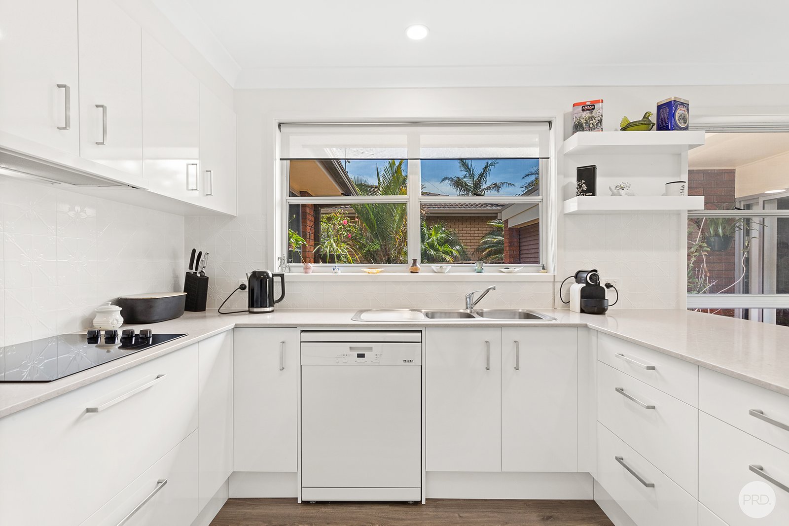 48 Corrie Parade CORLETTE 8