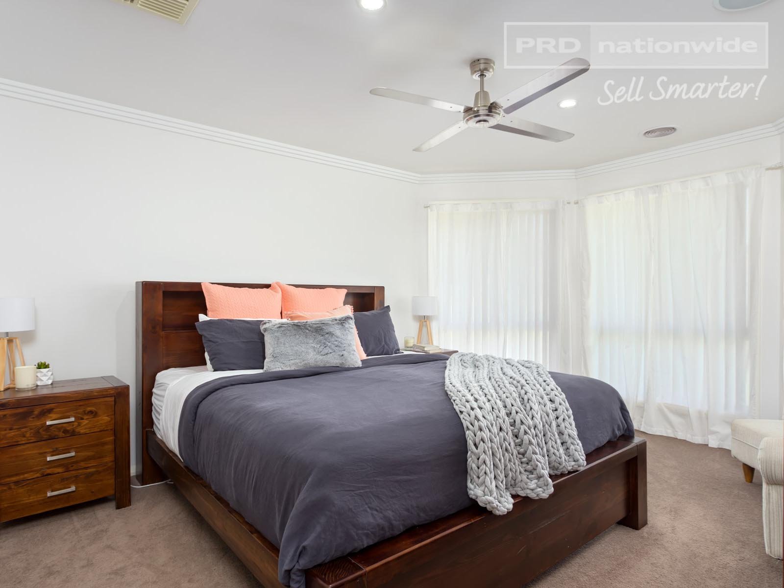 48 Deakin Avenue LLOYD 6