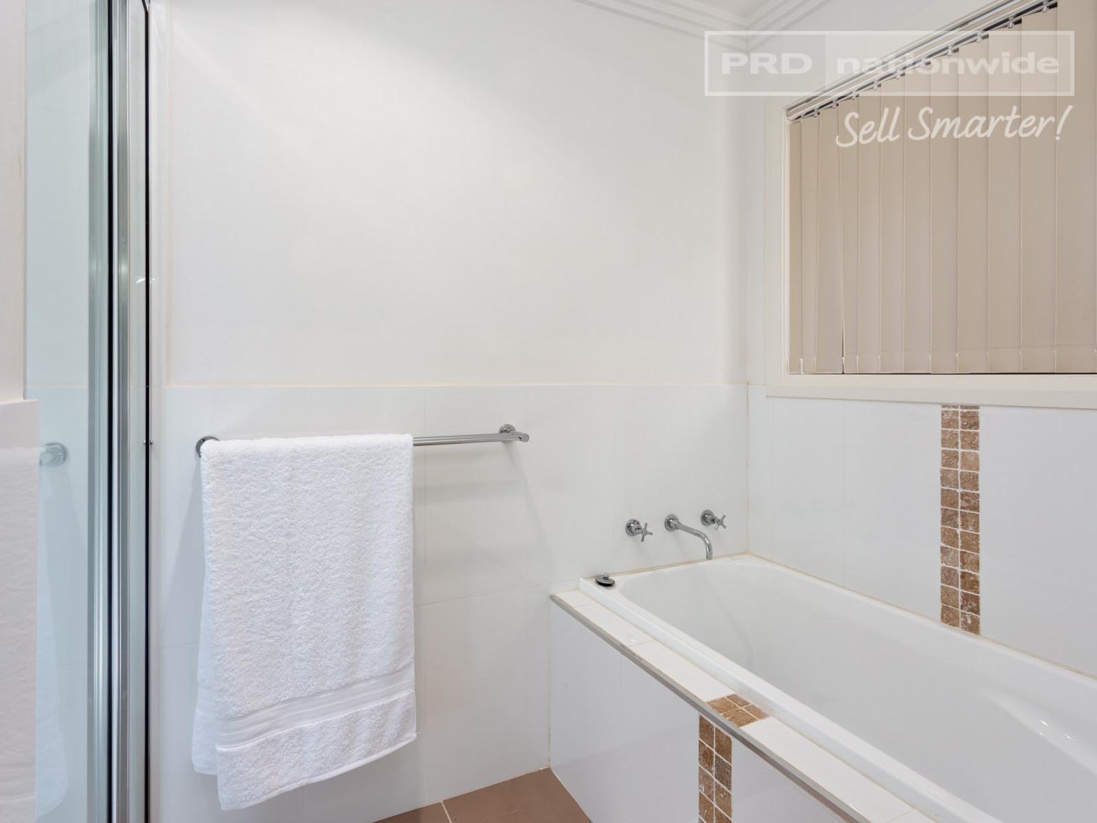 48 Deakin Avenue LLOYD 11