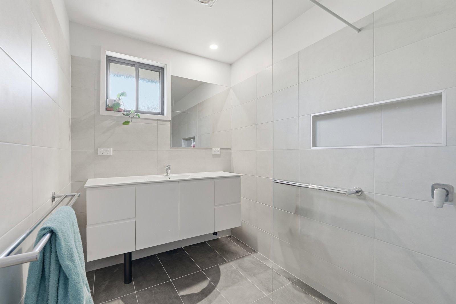 48 Duntroon Dr  ROKEBY 9
