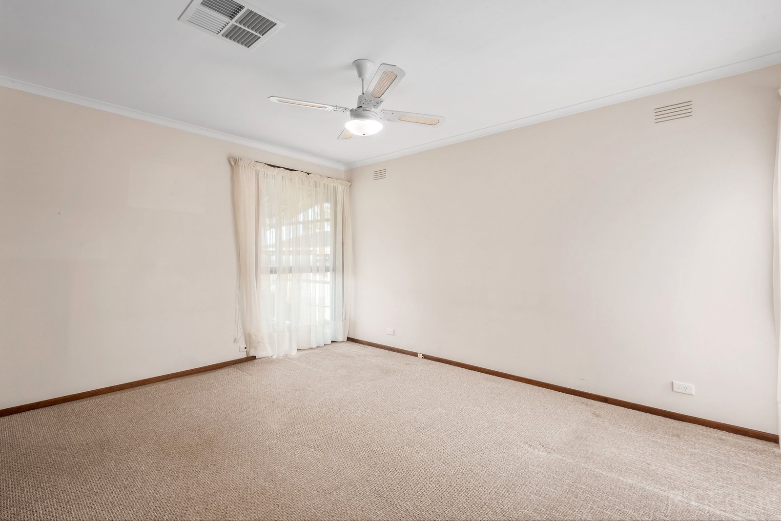 Real Estate and Property in 48 Edgewater Drive, Clifton Springs, VIC