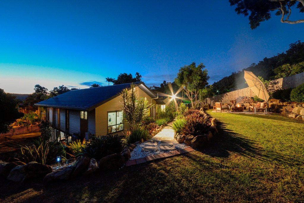 48 Eshelby Drive CANNONVALE 7