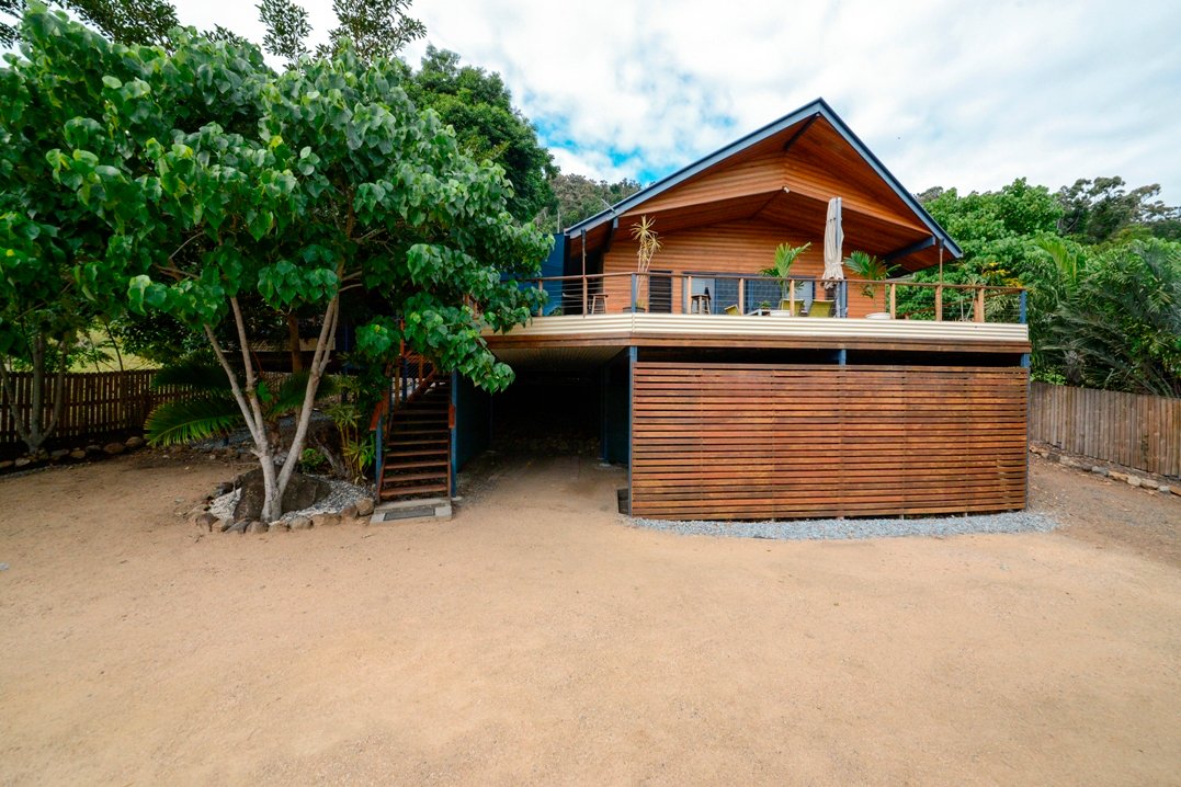 48 Eshelby Drive CANNONVALE 16