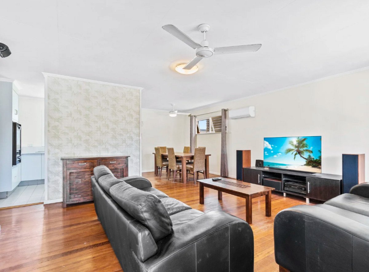 48 Fifth Avenue Palm Beach 3